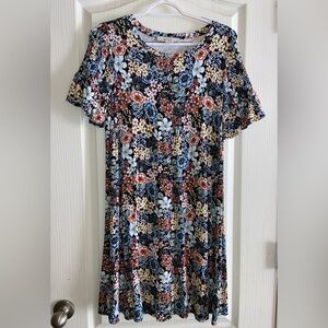 New LOFT floral dress size XS